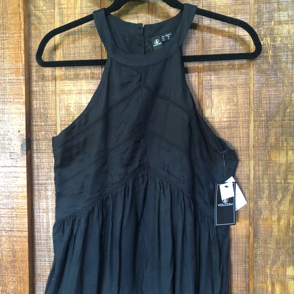 Volcom top